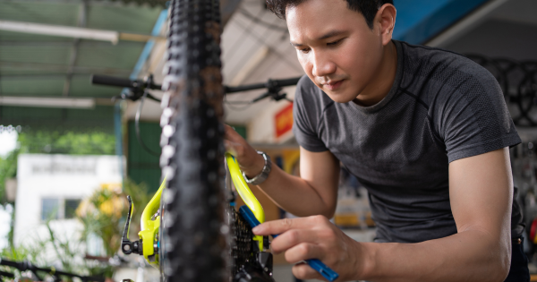 Option cycles, Employé Technicien-Vendeur en matériel de Sport, des places disponibles au centre Afpa de Grenoble Pont de Claix